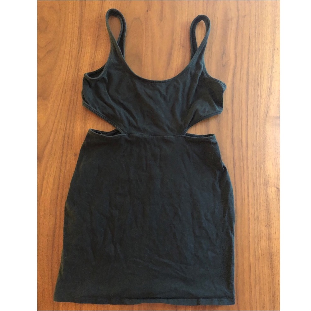 Black cut-out mini bodycon dress